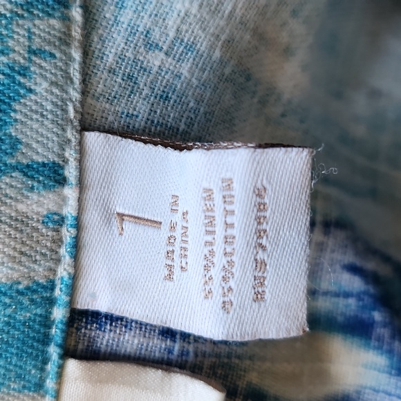 CHICO'S SIZE 1. LINEN/COTTON BLEND jacket. Beautiful shades of blue - Picture 9 of 9